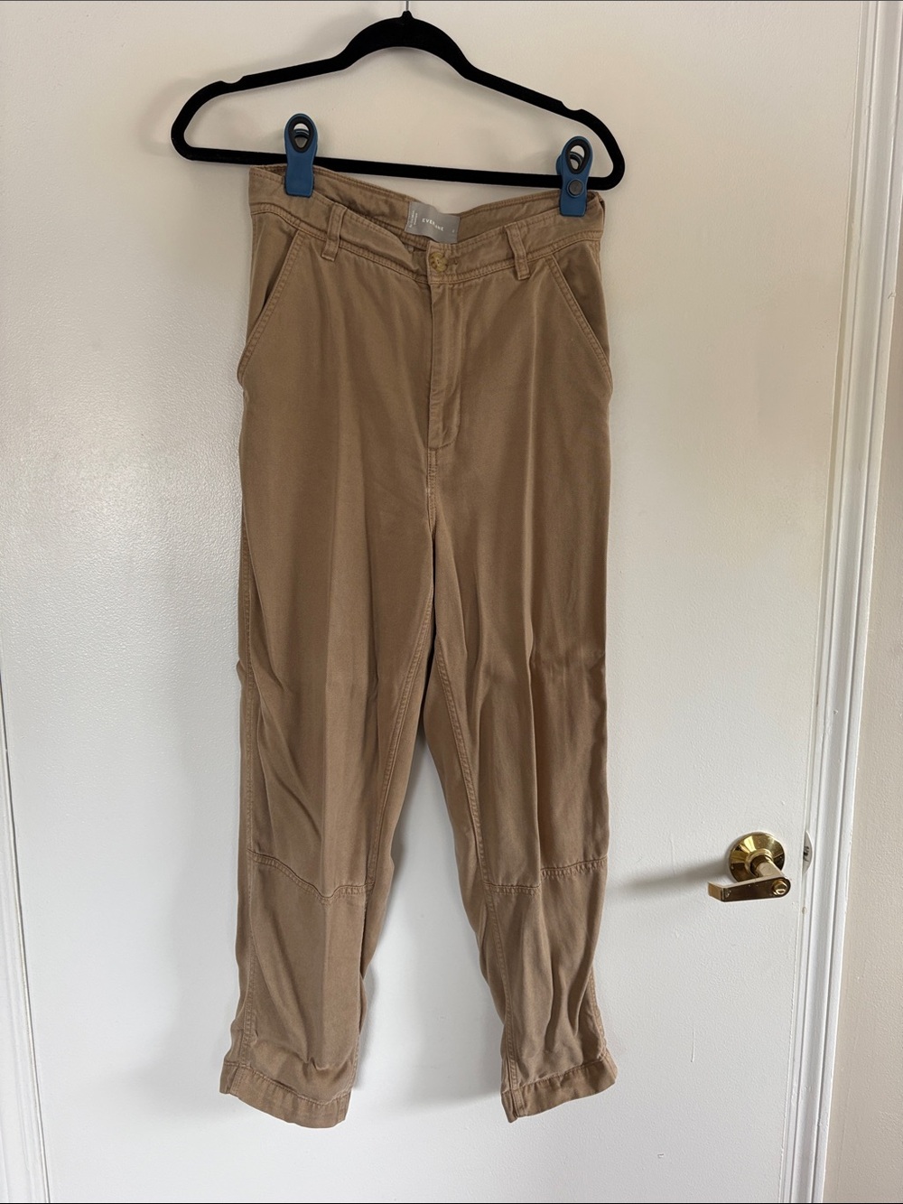 Everlane Straight-Leg Chinos in Khaki Tan